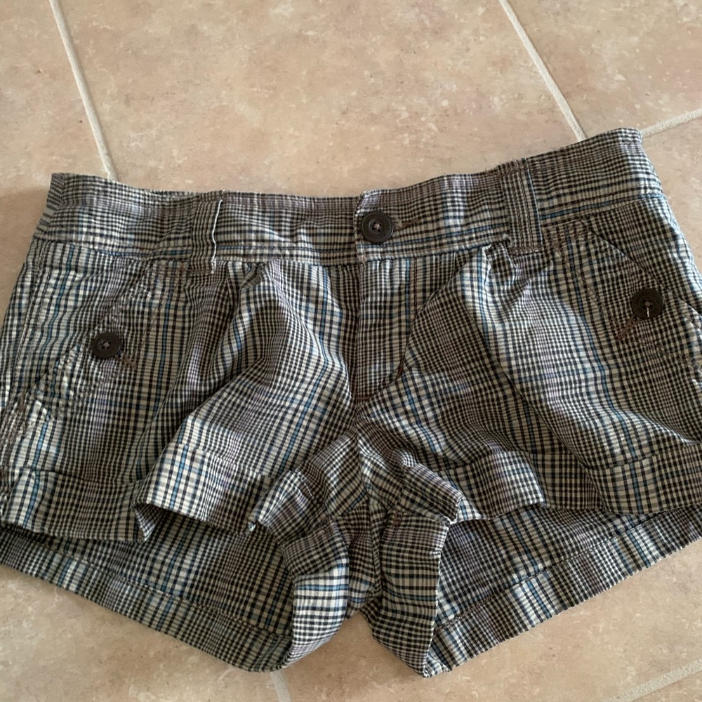 American eagle plaid shorts size 6